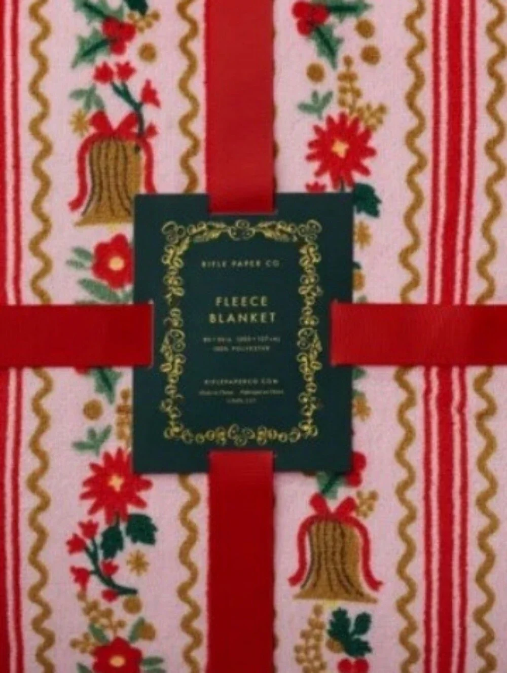 Rifle Paper Co. New In Package HOLLY JOLLY fleece Blanket, GREAT GIFT